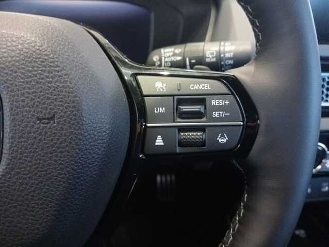 Honda CIVIC 2.0 i-MMD Elegance CVT